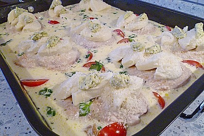 Mozzarella - Hähnchen in Basilikum - Sahnesauce 266