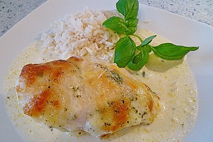 Mozzarella - Hähnchen in Basilikum - Sahnesauce 118