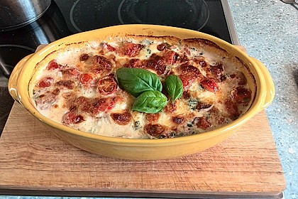 Mozzarella - Hähnchen in Basilikum - Sahnesauce 210