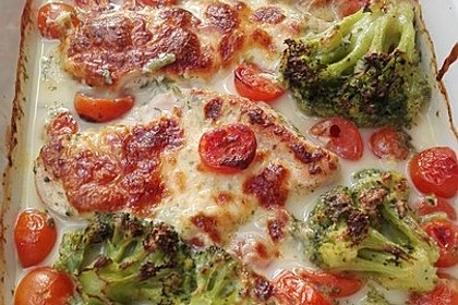 Mozzarella - Hähnchen in Basilikum - Sahnesauce 207