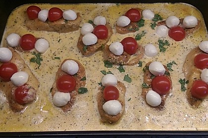 Mozzarella - Hähnchen in Basilikum - Sahnesauce 185