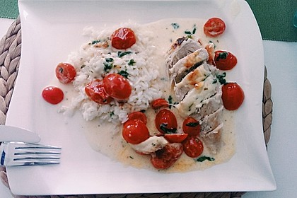 Mozzarella - Hähnchen in Basilikum - Sahnesauce 18