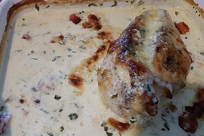 Mozzarella - Hähnchen in Basilikum - Sahnesauce 231