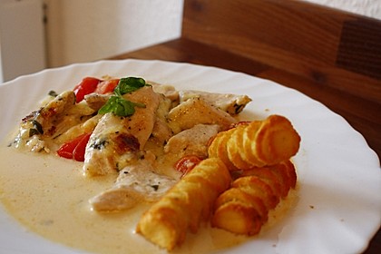 Mozzarella - Hähnchen in Basilikum - Sahnesauce 17