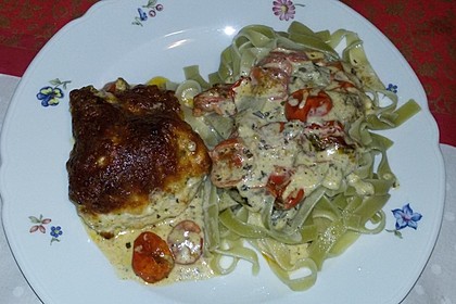 Mozzarella - Hähnchen in Basilikum - Sahnesauce 122