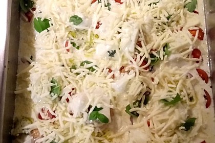 Mozzarella - Hähnchen in Basilikum - Sahnesauce 142
