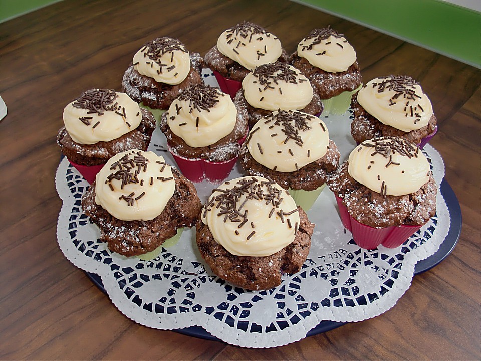 Schokoladige Schmetterlingscupcakes von Rocky73 | Chefkoch.de
