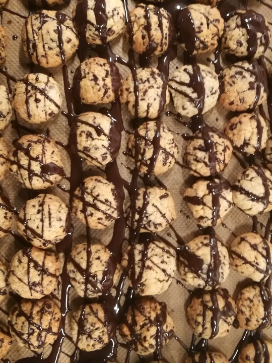 Schoko - Haferflocken - Plätzchen von suesssauerscharf | Chefkoch.de