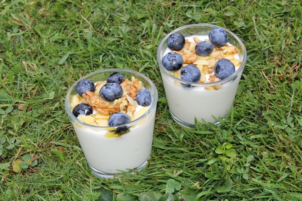 Joghurt mit Nüssen, Honig und Heidelbeeren von Pumpkin-Pie | Chefkoch.de