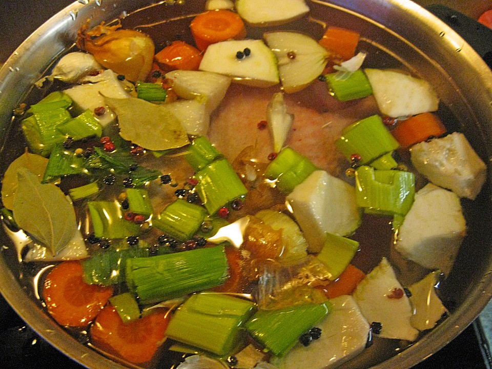 Geflügelbrühe Rezept, Geflügelbrühe