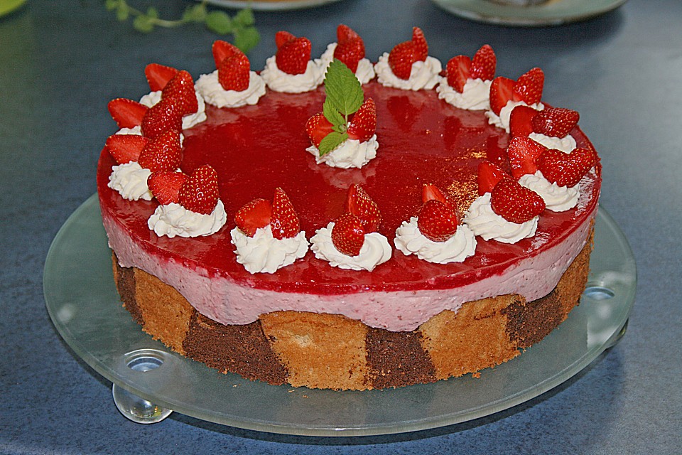 Erdbeercreme -Torte von floridalady87 | Chefkoch.de