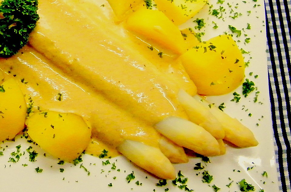 Spargel mit Steinpilzsauce von garten-gerd | Chefkoch.de