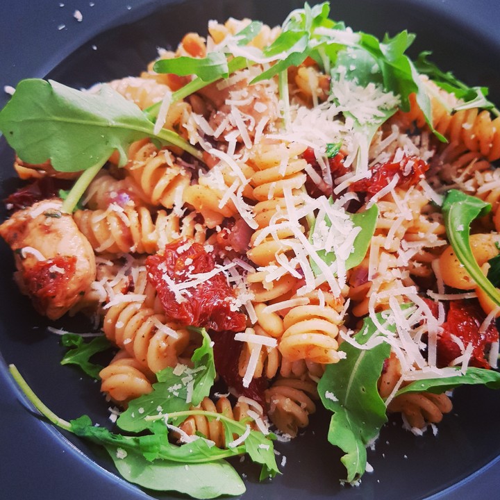 Penne mit Hähnchenbrust und Rucola von alaKatinka | Chefkoch.de