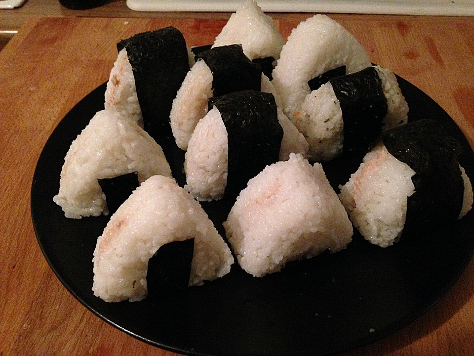 Onigiri mit Thunfisch - Mayonnaise - Füllung von Miranda92 | Chefkoch.de