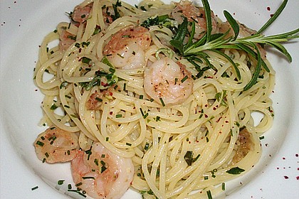 Zitronenspaghetti mit Kräutergarnelen 12