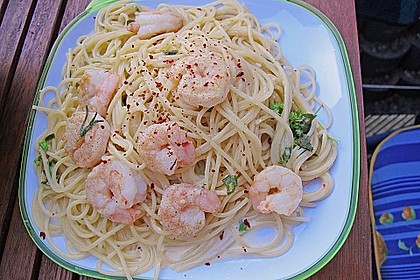 Zitronenspaghetti mit Kräutergarnelen 33