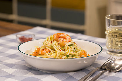 Zitronenspaghetti mit Kräutergarnelen 4