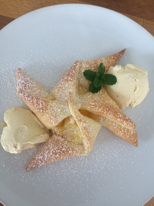 Schnelle Blätterteig-Vanillepuddingteilchen