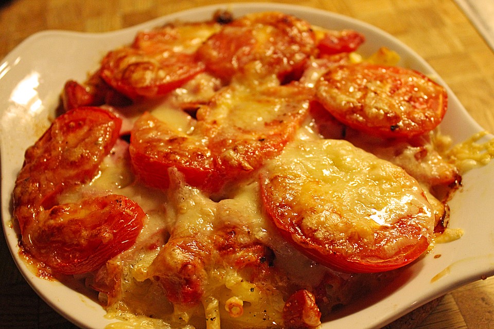 Maccaroni mit Tomaten und Käse überbacken von garten-gerd | Chefkoch.de