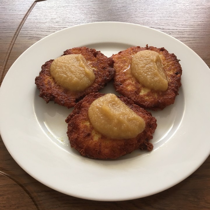 Kartoffelpuffer aus Kartoffelbrei von AngelclingDreams | Chefkoch.de