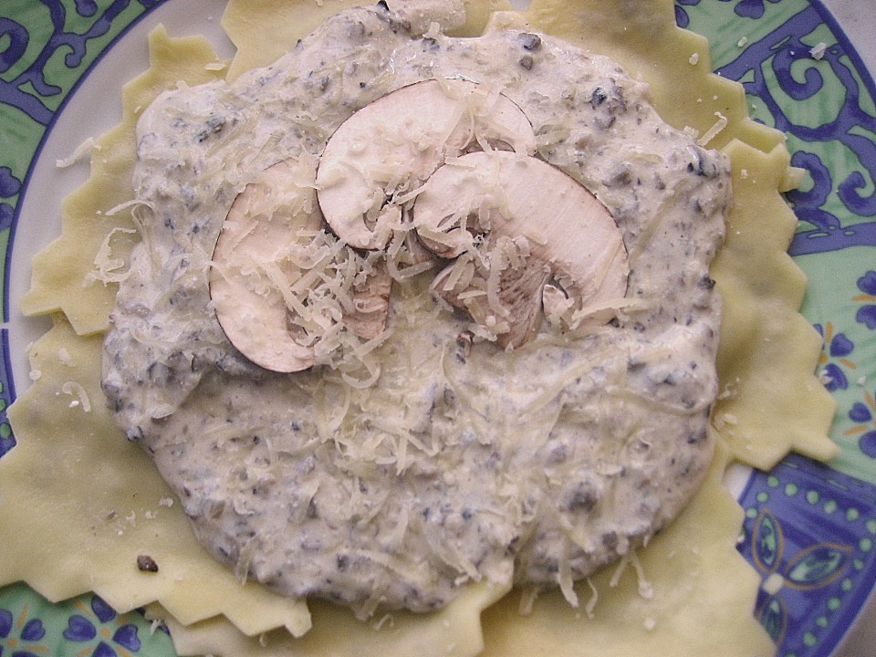 Ravioli mit Champignon - Ricottafüllung von machal | Chefkoch.de