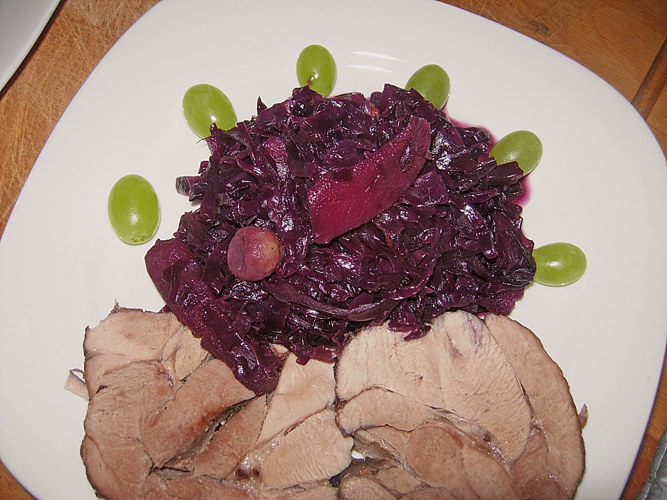 Putenrollbraten mit Rotkohl-Birnen-Traubengemüse von falfala | Chefkoch.de