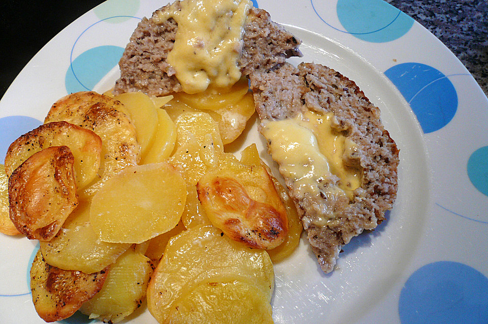 Hackbraten auf Kartoffelgratin von MReinart | Chefkoch.de