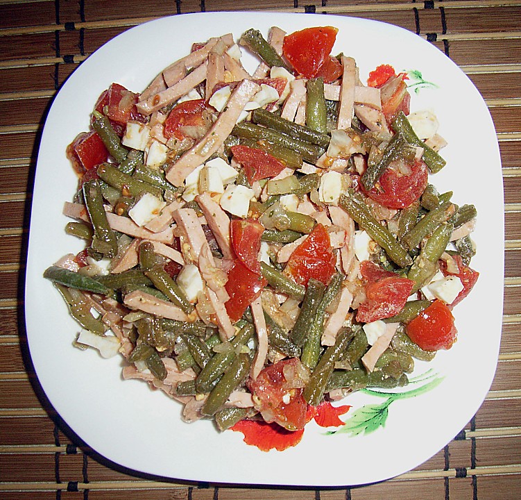 Bohnensalat mit Ei, Tomate und Wurst von Lollipop | Chefkoch.de