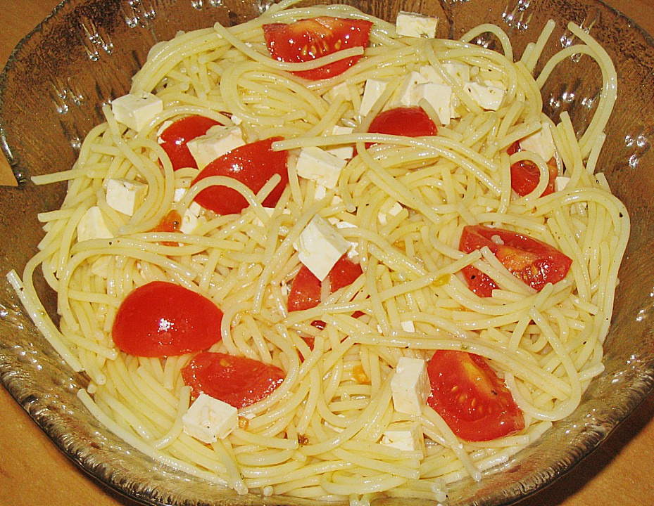 Spaghetti - Tomaten - Salat von anja1968 | Chefkoch.de