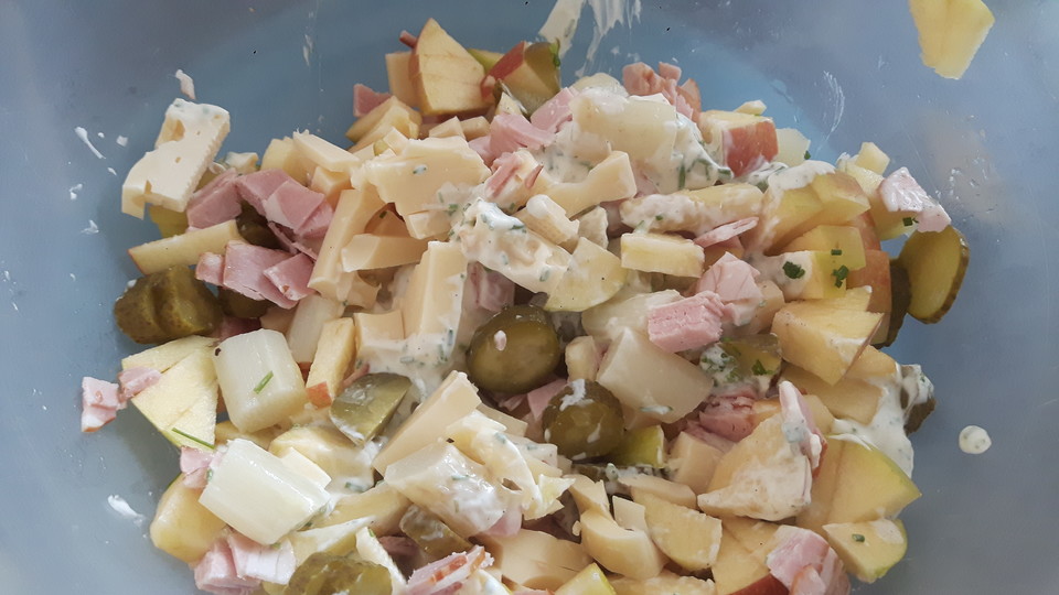 Käsesalat - einfach &amp; lecker von Supertina | Chefkoch.de