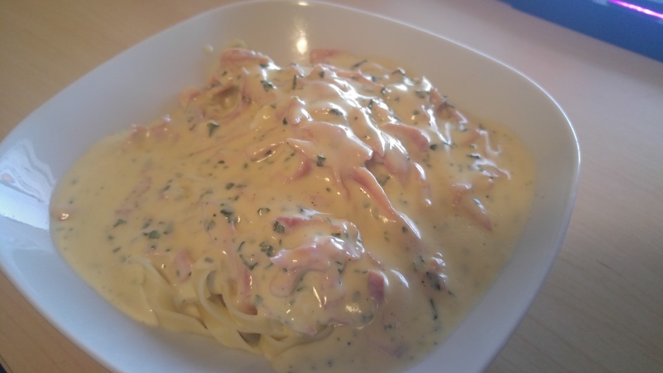 Nudeln mit Schinken - Sahne - Käse Soße von din1031 | Chefkoch.de