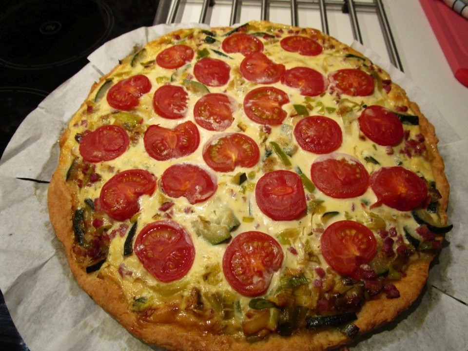 Gemüsekuchen mit Kirschtomaten und Zucchini von Wiktorija | Chefkoch.de