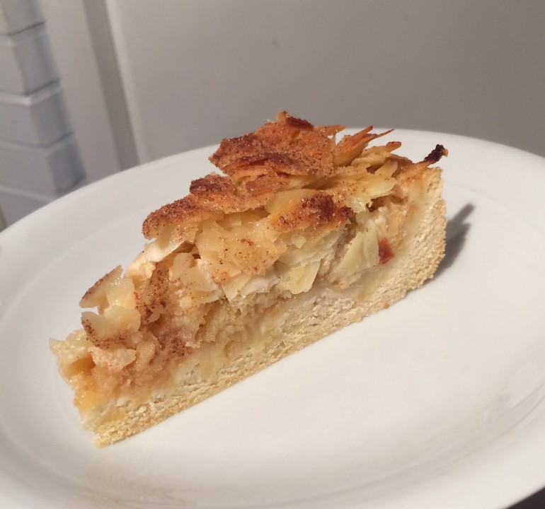 Apfelkuchen gedeckt mit Mandeln von Backkochfee | Chefkoch.de