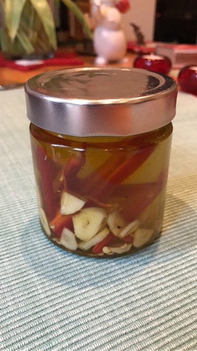 Chili-Ingwer-Knoblauch-Öl von Viniferia | Chefkoch.de