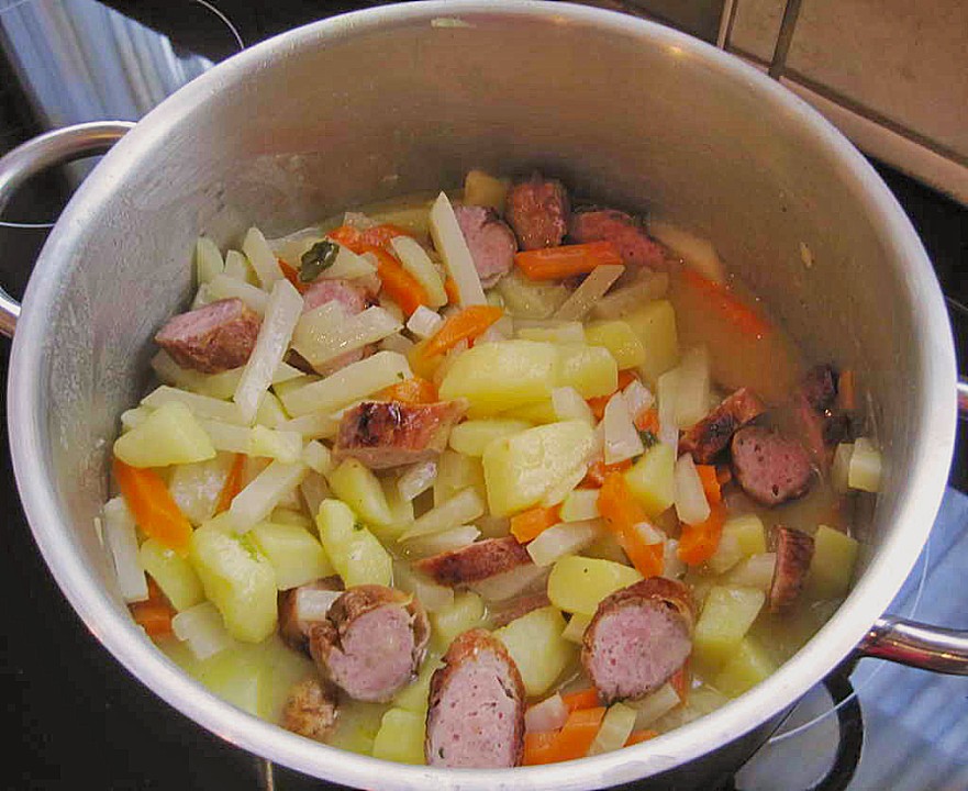 Kohlrabi-Karotten Topf mit Bratwurst von Juulee | Chefkoch.de