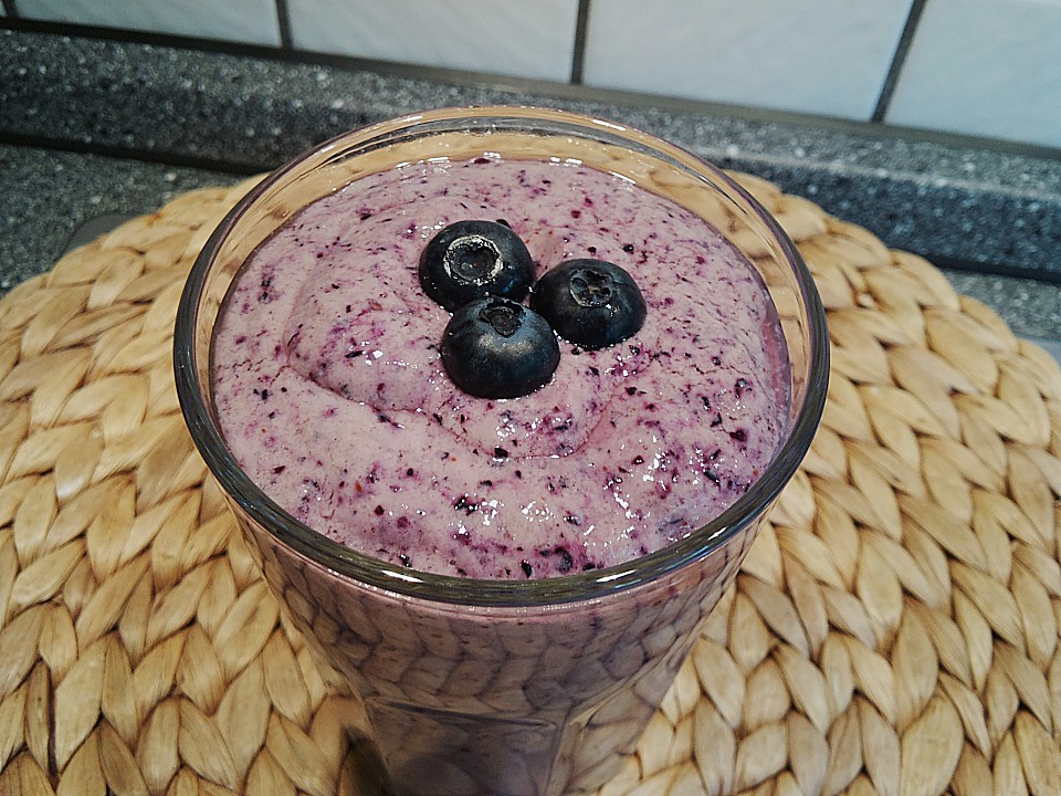 Blaubeer-Smoothie von belukoch | Chefkoch.de