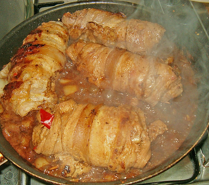 Sauerkraut-Schweinebauch Rouladen von Carco | Chefkoch.de