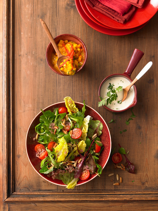 Gemischter Salat mit Parmesan und Himbeervinaigrette von Banjo77 ...
