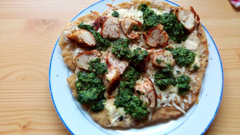 Spinat-Hähnchen-Pizza von realfanie | Chefkoch.de