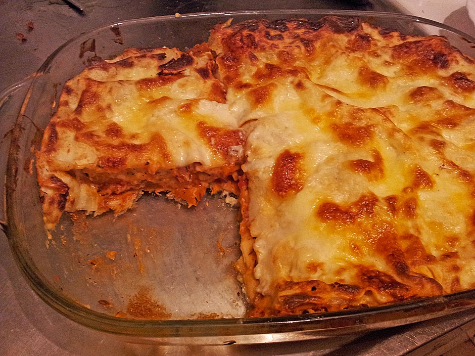 Lasagne mit einer Füllung aus Hokkaido, Thymian und Bergkäse von ...