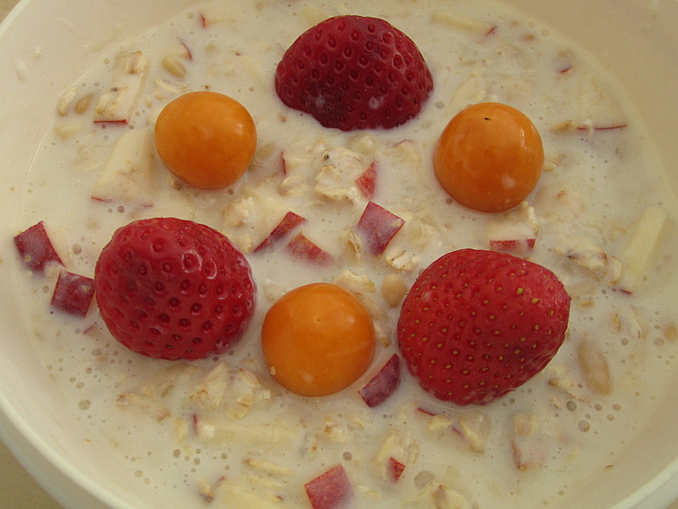 Müsli mit Joghurt und Früchten von ZwergTomate | Chefkoch.de