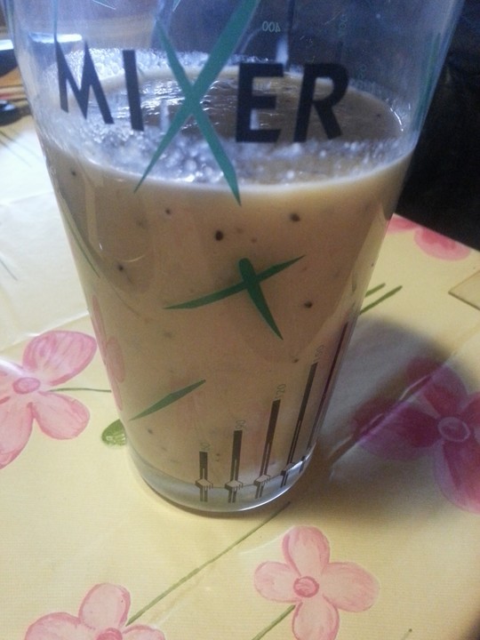 Kiwi-Apfel-Bananensmoothie von cookie_5 | Chefkoch.de