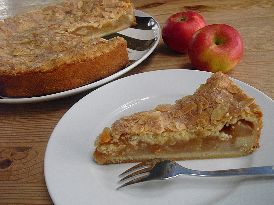 Gedeckter Apfelkuchen mit Buttermandeln von Juulee | Chefkoch.de