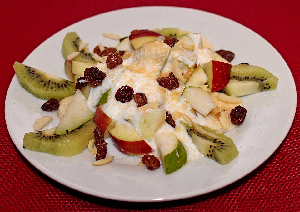 Bunter Obstsalat mit Joghurt von Lavillia | Chefkoch.de