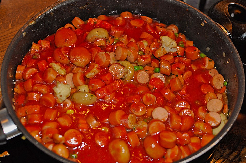 Wurst-Gemüse-Nudel-Käse-Pfanne von inwong | Chefkoch.de