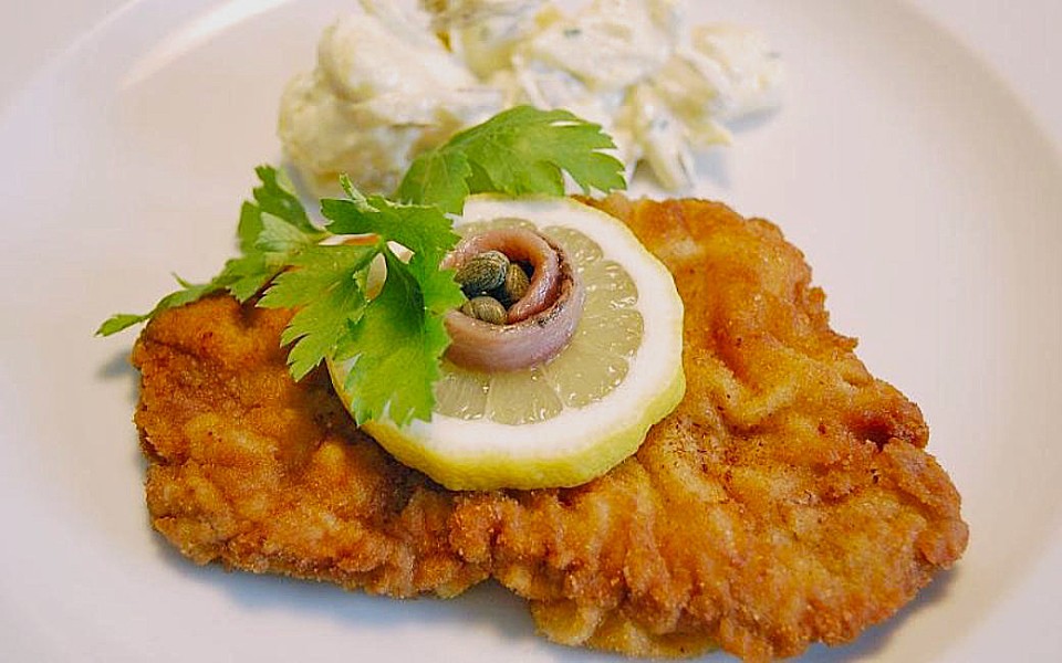 Wiener Schnitzel Mit Garnitur — Rezepte Suchen