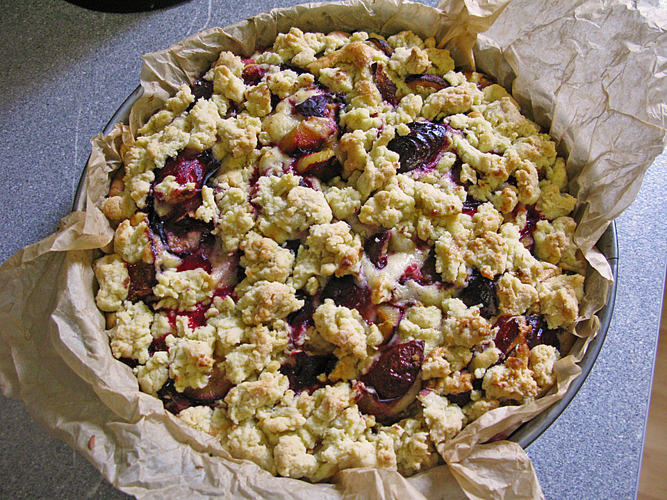 Zwetschgen-Streusel- Blechkuchen von into_the_blue | Chefkoch.de