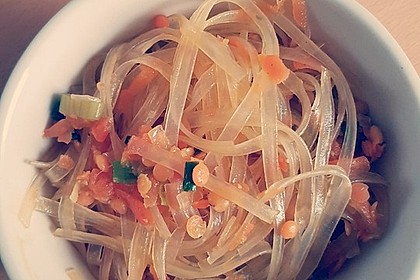 Glasnudelsalat mit roten Linsen 8