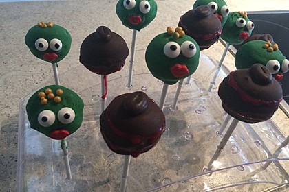 Lemon Cake Pops 40