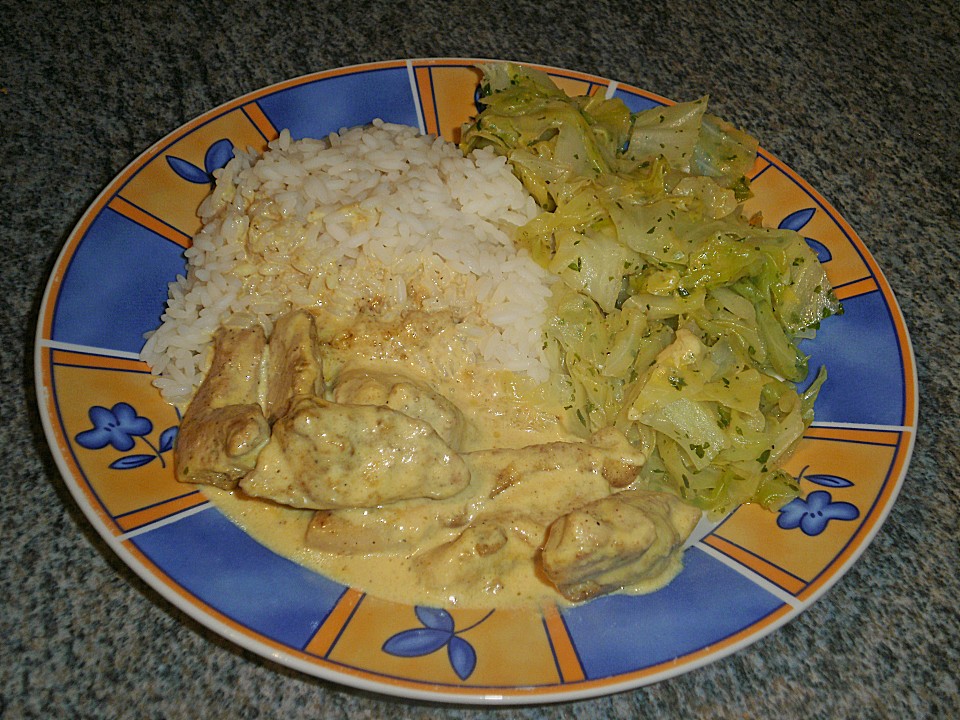 Putenstreifen mit Currysauce und Spitzkohl von kleine Hexe | Chefkoch.de